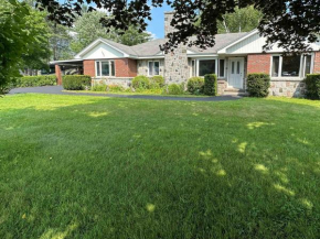 The Good Village - ATV - Hiking - Skiing - Vacation Home